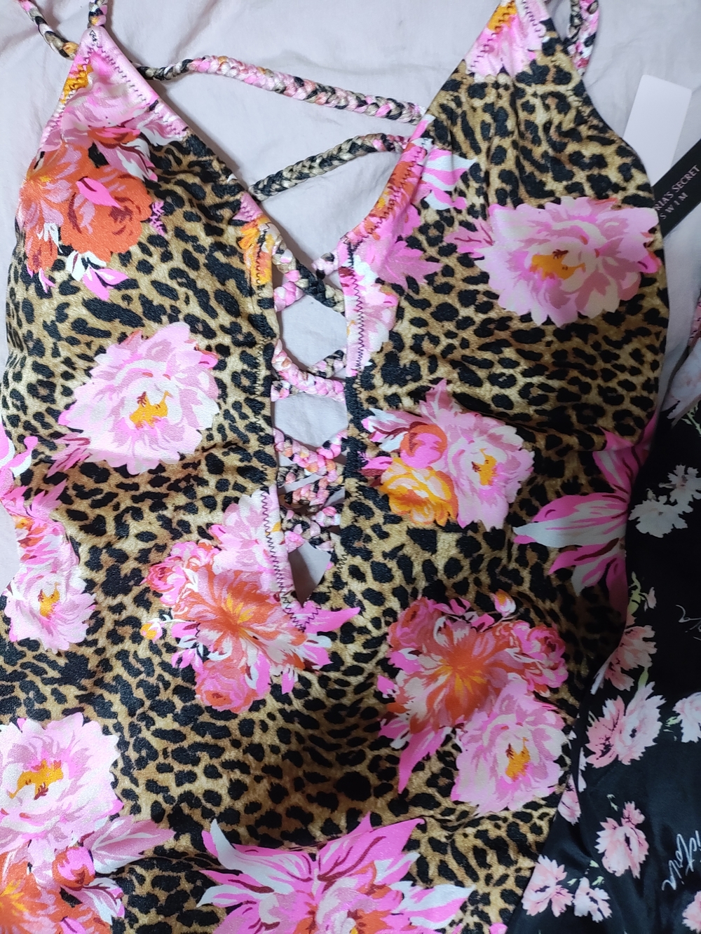 Victoria Secret Floral Pink & Leopard Lace-Up Swim Suit Plunge Strappy Back